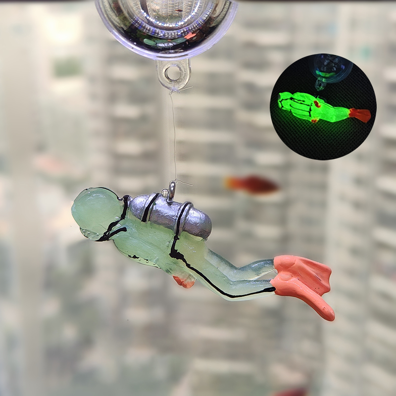 Aquarium Fish Ball - 水族館の装飾フローティング漫画発光ダークダイバーボール Aquascape 装飾飾り水槽アクセサリー
