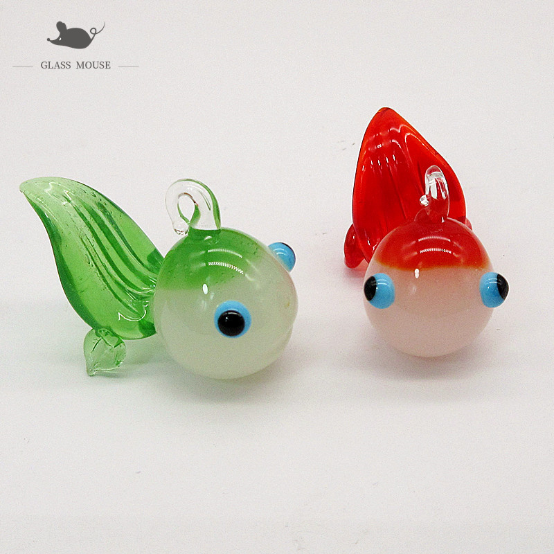 Aquarium Mini Fish - カスタム翡翠色手作りガラス金魚飾りペンダントホーム水族館の水槽タンククリスマス装飾ミニ動物の置物