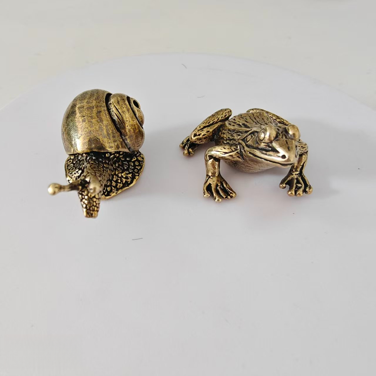 真鍮製のカエルとカタツムリのミニオーナメント2個、デスク、テ - Aquarium Fish Land のレビューと価格